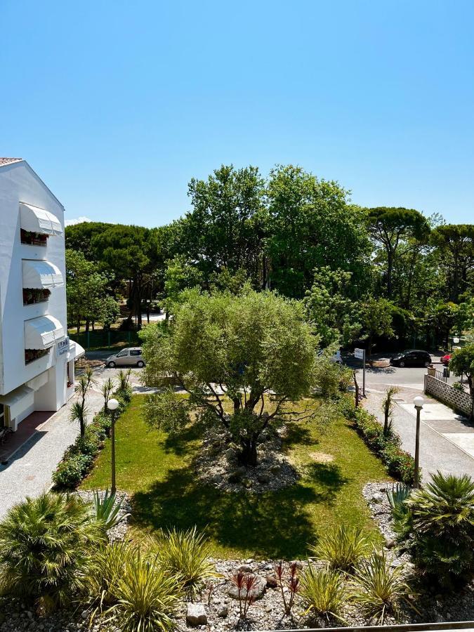 Hotel Villa Augusta Γκράντο Εξωτερικό φωτογραφία